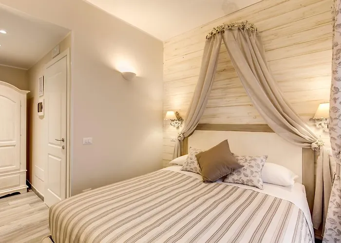 Casa Tua Vaticano Guest house 4*